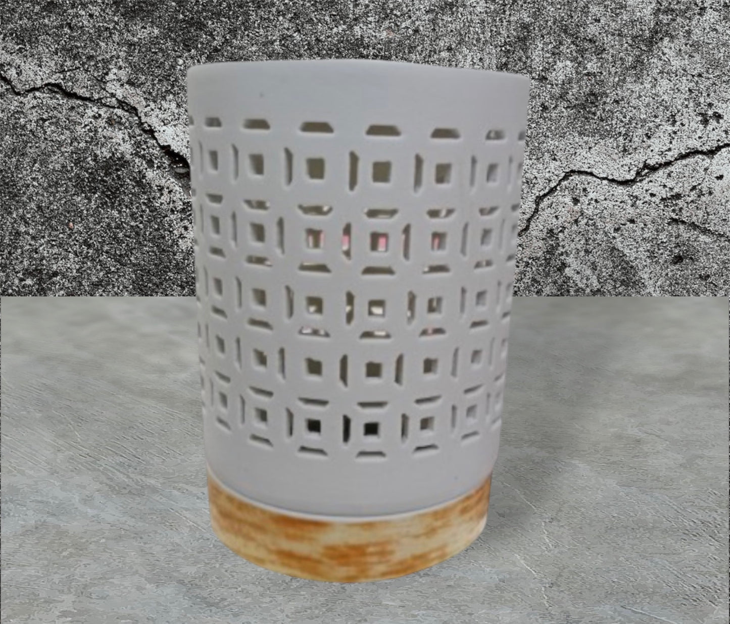 Ceramic wax melter